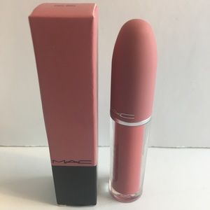 - Mac lipstick gloss Del Rio